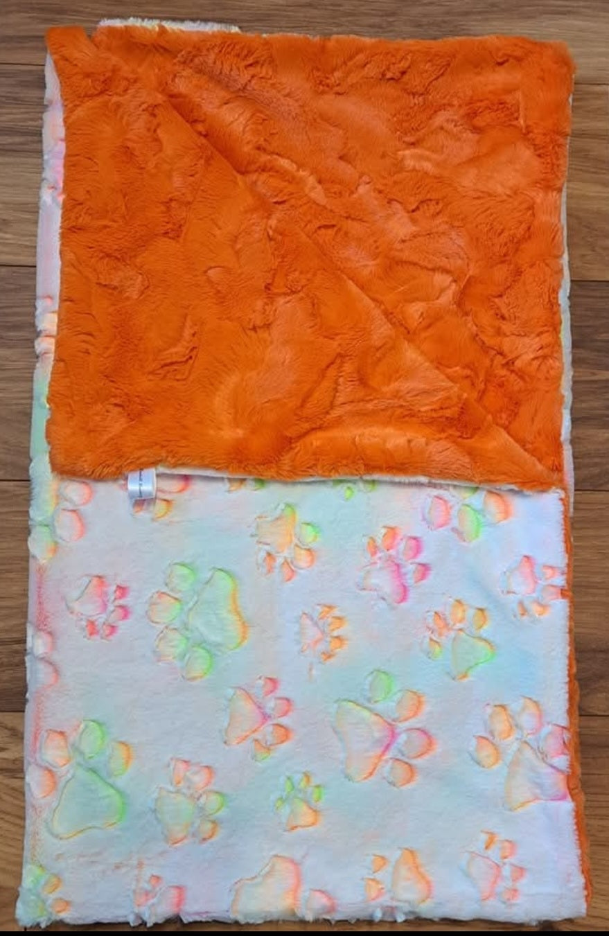 Highlighter Prism Paws/Tangerine Hide